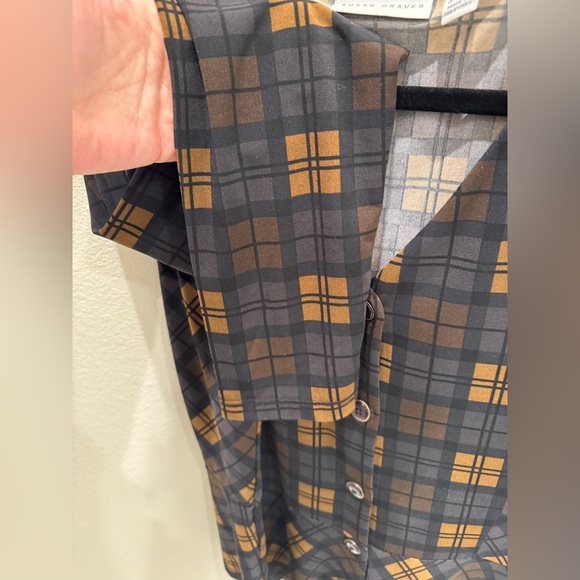Susan Graver Plaid Button-Up Women's v neck Top loose peplum size large - Picture 4 of 4